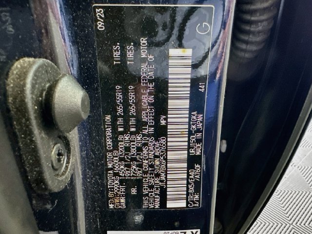 Used 2023 Lexus GX 460 Premium AWD/4WD image 33