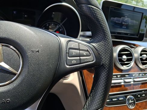 Used 2016 Mercedes-Benz C 300 4MATIC Sedan image 23
