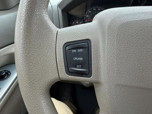 Used 2006 Jeep Grand Cherokee Laredo image 24