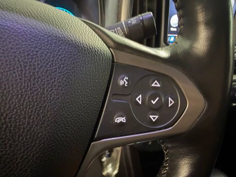 Used 2019 Chevrolet Colorado Z71 RWD image 15
