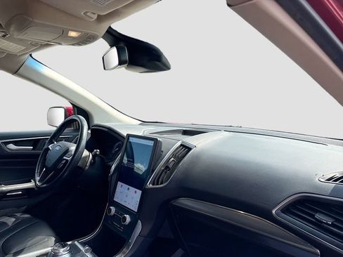 Used 2022 Ford Edge Titanium AWD/4WD image 23