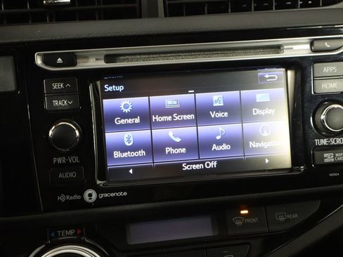 Used 2015 Toyota Prius C Four FWD image 28
