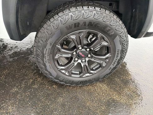 Used 2025 GMC Canyon Elevation w/ Convenience Package image 27