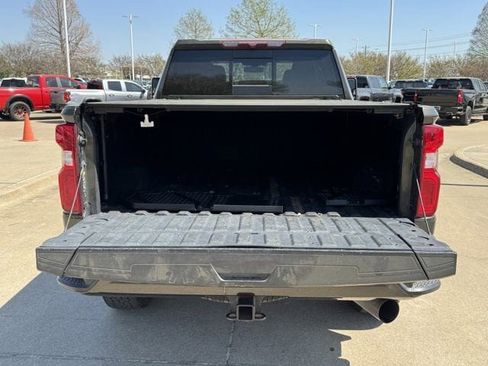 Used 2022 Chevrolet Silverado 2500 High Country image 34