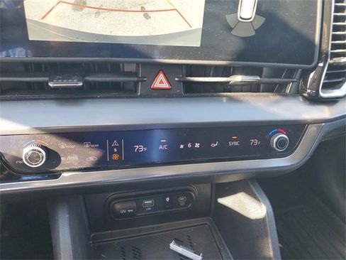 Certified 2023 Kia Sportage EX image 27