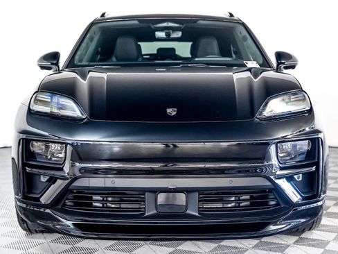 New 2025 Porsche Macan Turbo Electric image 7