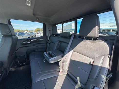 New 2026 Chevrolet Silverado 1500 RST AWD/4WD image 12