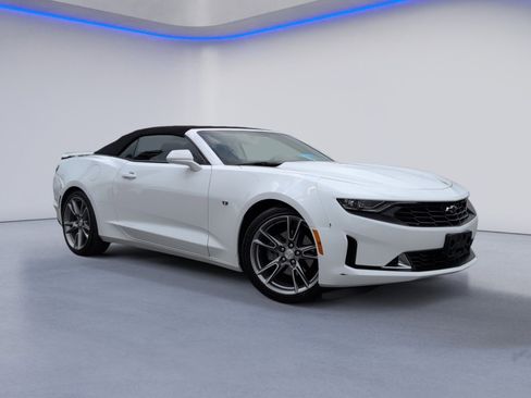 Used 2024 Chevrolet Camaro LT w/ RS Package image 2