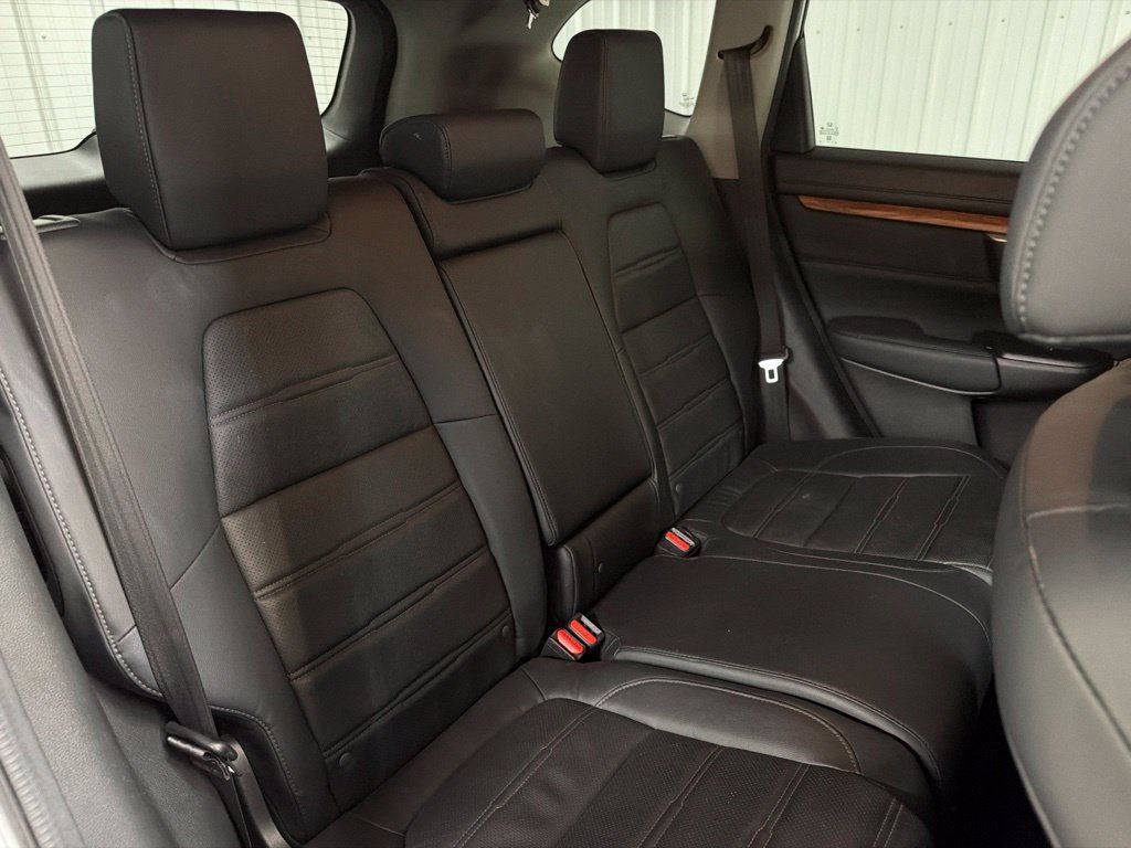 Used 2019 Honda CR-V Touring image 16