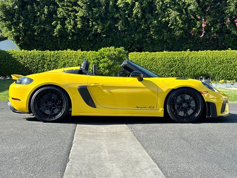 Certified 2025 Porsche 718 Boxster Spyder RS w/ Weissach Package image 8