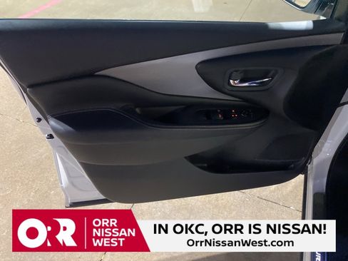 Used 2024 Nissan Murano SV w/ SV Midnight Edition Package image 14