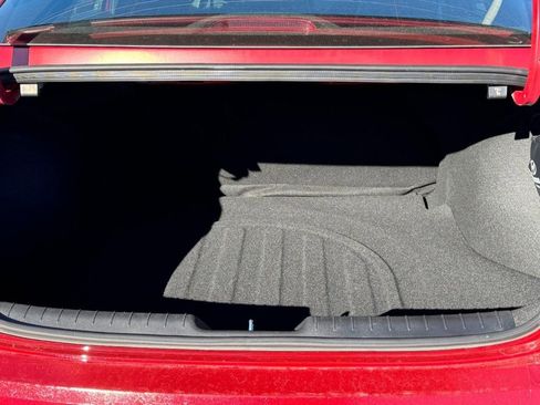 Certified 2025 Hyundai Elantra Sport image 6