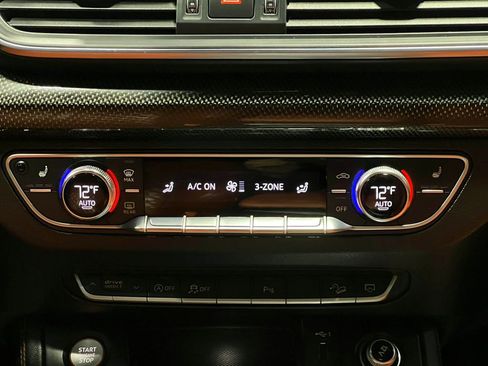 Used 2019 Audi SQ5 Premium Plus w/ Premium Plus Package image 26