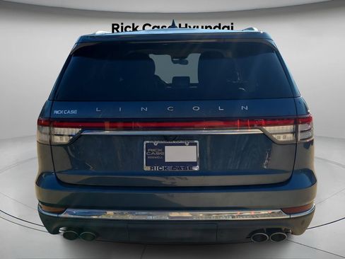 Used 2020 Lincoln Aviator Reserve w/ Equipment Group 201A image 6