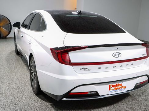Used 2022 Hyundai Sonata Limited FWD image 9