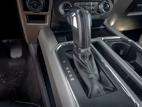 Used 2018 Ford F150 Lariat w/ Equipment Group 501A Mid AWD/4WD image 22