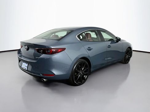 Used 2023 MAZDA MAZDA3 s FWD image 7
