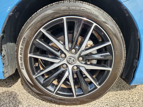 Used 2024 Toyota Camry SE FWD image 19