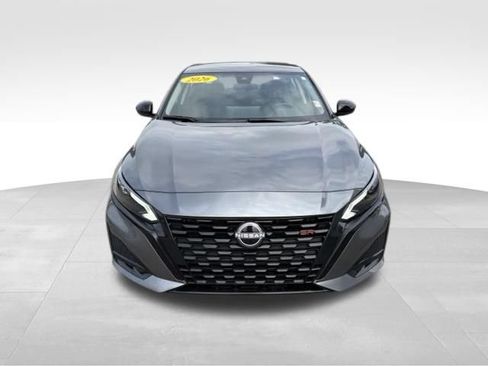 Used 2026 Nissan Altima 2.5 SR FWD image 7