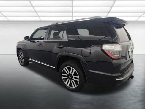 Used 2014 Toyota 4Runner Limited image 7