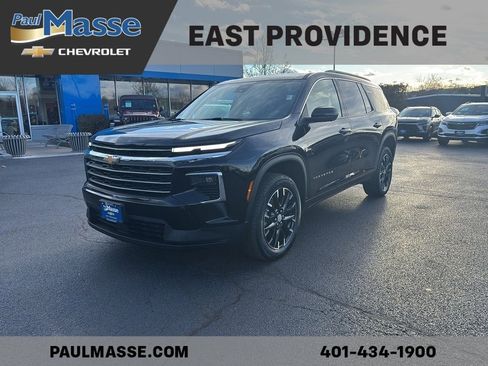 Certified 2024 Chevrolet Traverse LT image 1