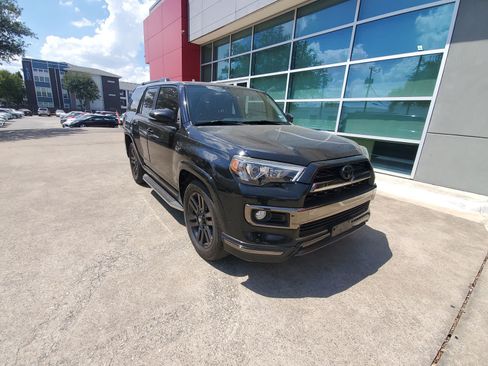 Used 2019 Toyota 4Runner Limited RWD image 9