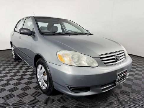 Used 2003 Toyota Corolla CE FWD image 5