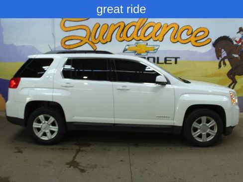 Used 2015 GMC Terrain SLE FWD image 1