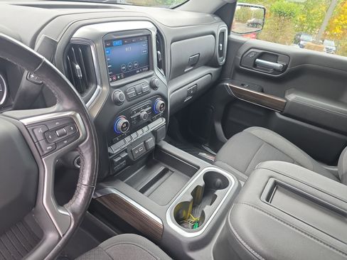 Used 2021 Chevrolet Silverado 1500 LT Trail Boss image 23