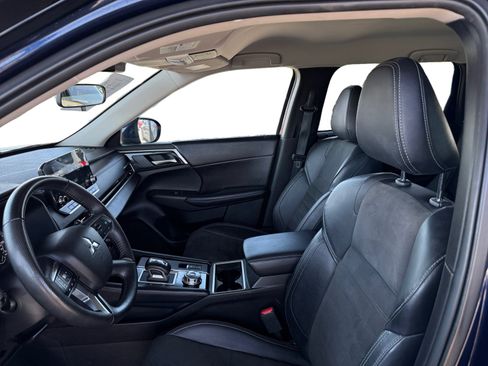 Used 2024 Mitsubishi Outlander SE FWD image 10