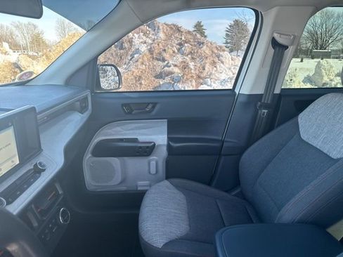 Used 2022 Ford Maverick XLT w/ Equipment Group 300A Standard image 17