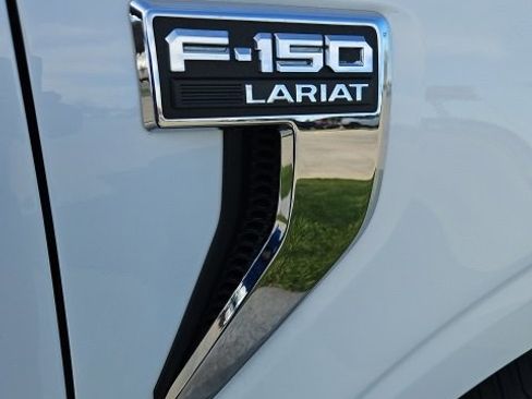 Certified 2024 Ford F150 Lariat w/ FX4 Off-Road Package image 16