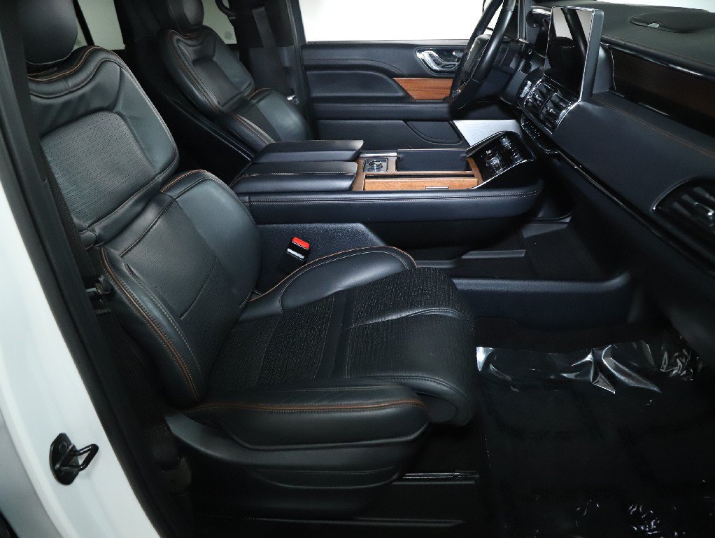 Certified 2023 Lincoln Navigator Black Label AWD/4WD image 40