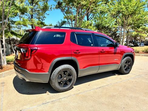 Used 2023 GMC Acadia AT4 AWD/4WD image 5
