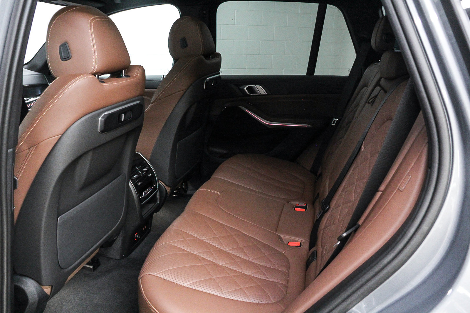 Used 2025 BMW X5 sDrive40i w/ Parking Assistance Package RWD image 17