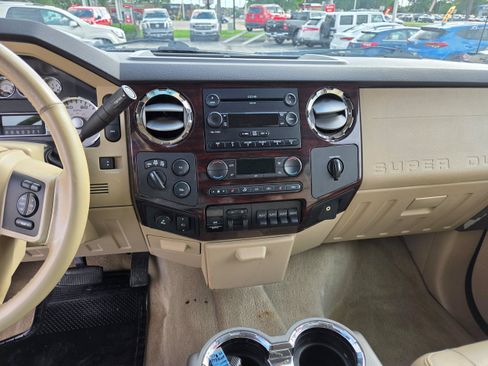 Used 2008 Ford F350 Lariat AWD/4WD image 7