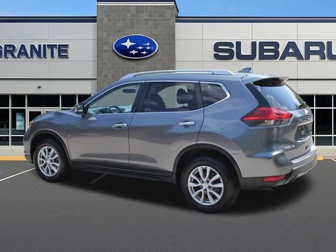 Used 2017 Nissan Rogue SV AWD/4WD image 7