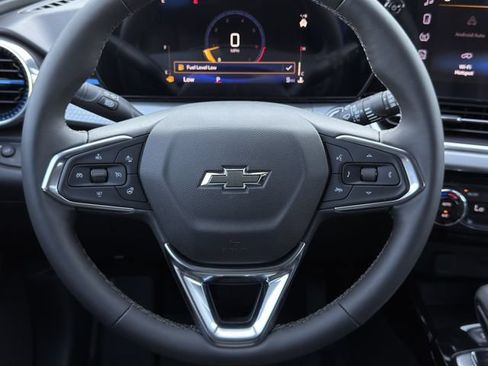 New 2026 Chevrolet Trax LT w/ Driver Confidence Package FWD image 11
