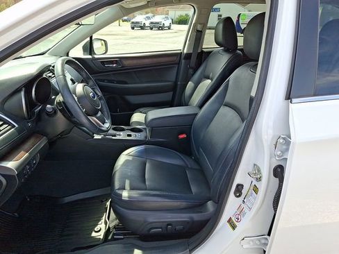 Used 2019 Subaru Outback 2.5i Limited w/ Popular Package #2 AWD/4WD image 13