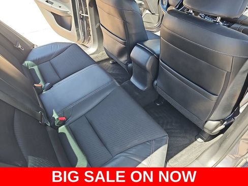 Used 2017 Honda Accord Sport image 11