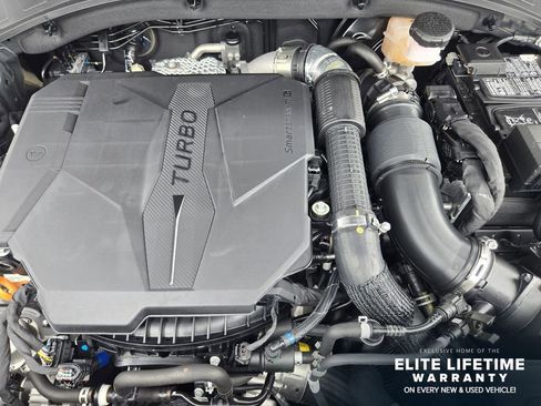 Certified 2025 Kia Sorento EX FWD image 30