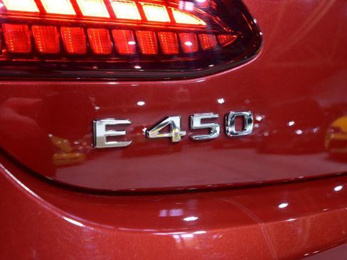 Used 2023 Mercedes-Benz E 450 4MATIC Cabriolet image 10