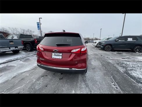 Used 2019 Chevrolet Equinox LT w/ Driver Convenience Package image 7