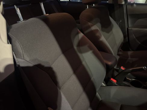 Used 2016 Chevrolet Cruze LT w/ Sun And Sound Package image 44