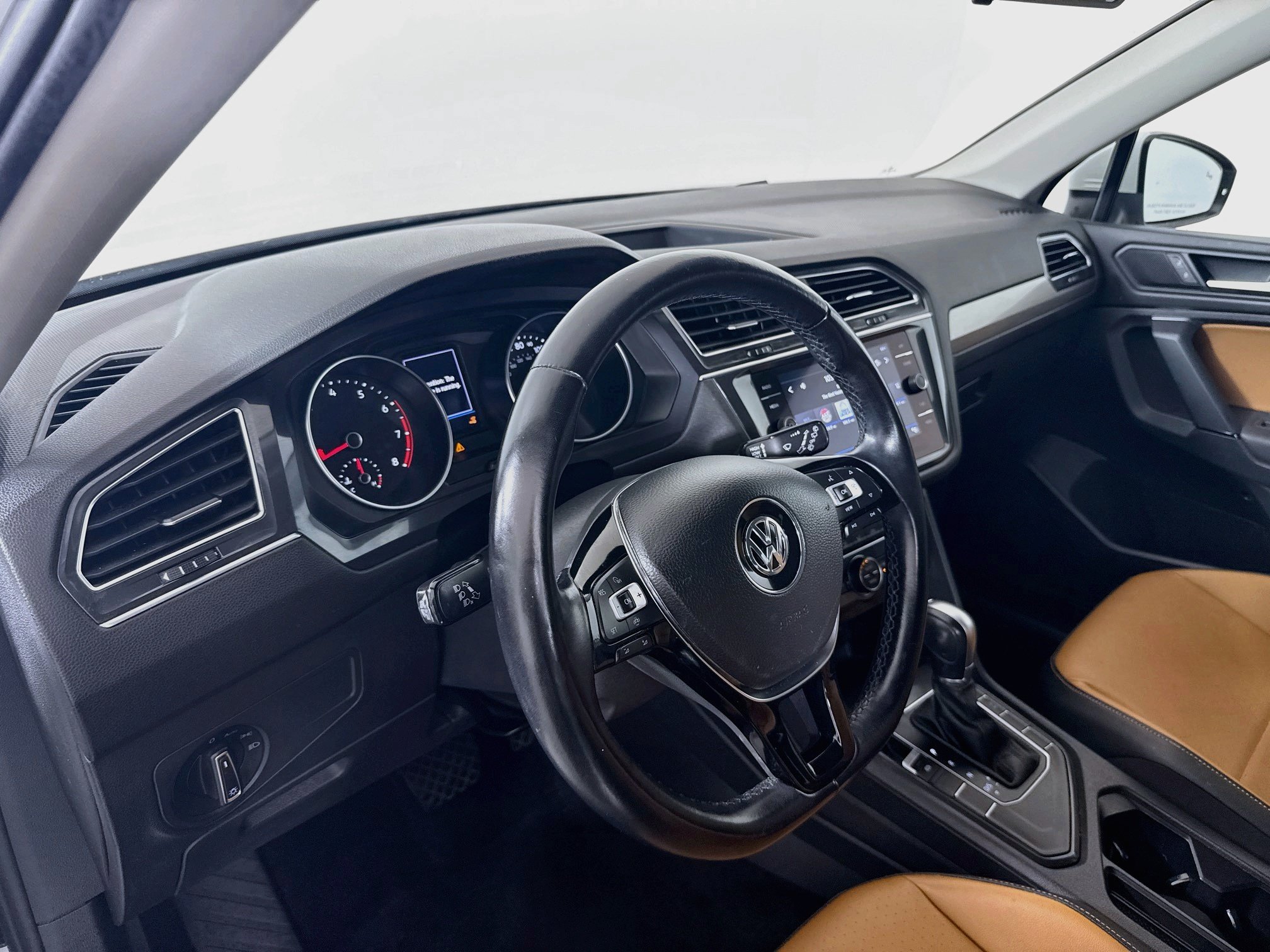 Used 2019 Volkswagen Tiguan SE FWD image 9