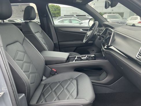 New 2026 Volkswagen Atlas Cross Sport SE AWD/4WD image 24