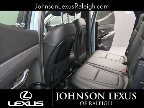Used 2023 Hyundai Santa Cruz Limited AWD/4WD image 12