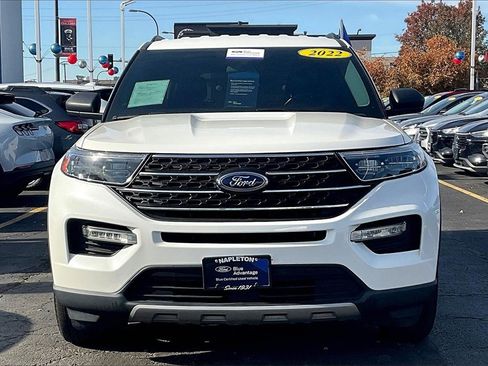 Certified 2022 Ford Explorer XLT w/ Equipment Group 202A image 2