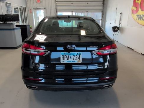 Certified 2020 Ford Fusion SE AWD/4WD image 4