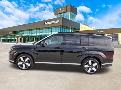 Used 2024 Hyundai Santa Fe Limited image 9